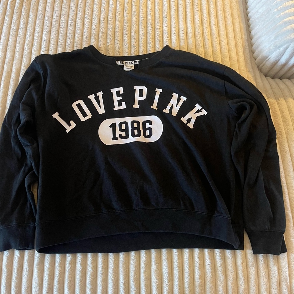Victoria Secret Pink sweatshirt